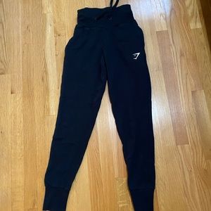 Black gymshark joggers size xs